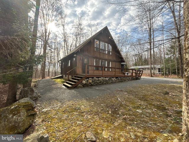 1654 STAG RUN, Pocono Lake, PA 18347