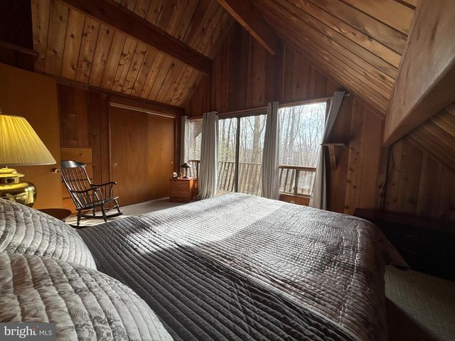 1654 STAG RUN, Pocono Lake, PA 18347