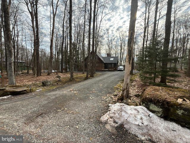 1654 STAG RUN, Pocono Lake, PA 18347