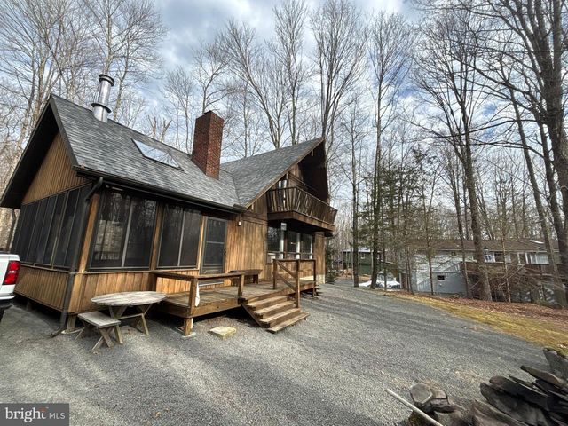 1654 STAG RUN, Pocono Lake, PA 18347