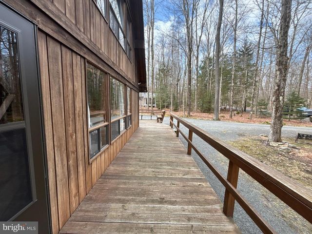 1654 STAG RUN, Pocono Lake, PA 18347