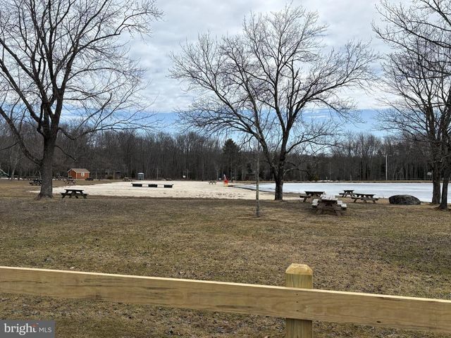 1654 STAG RUN, Pocono Lake, PA 18347