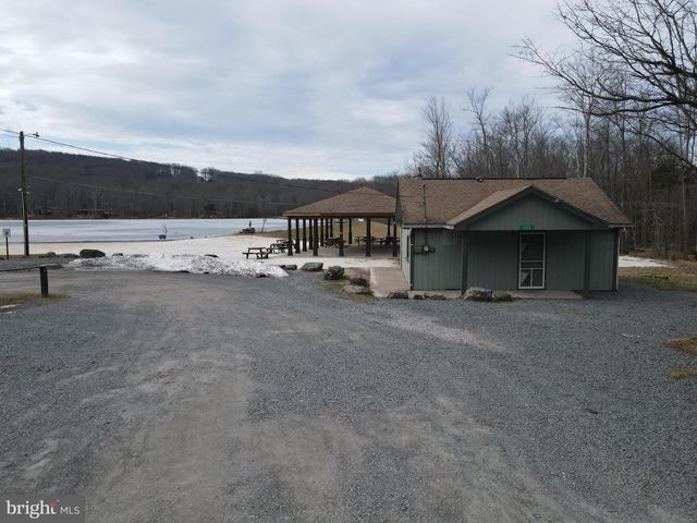 1654 STAG RUN, Pocono Lake, PA 18347
