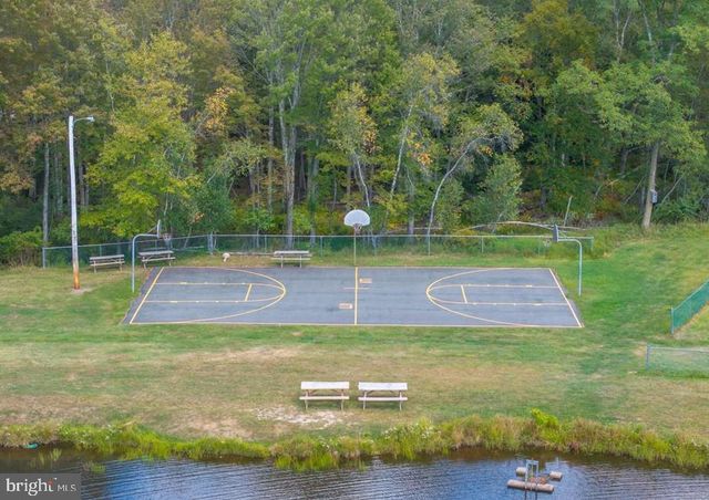 1654 STAG RUN, Pocono Lake, PA 18347