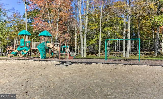 1654 STAG RUN, Pocono Lake, PA 18347