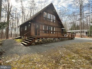 1654 STAG RUN, Pocono Lake, PA 18347