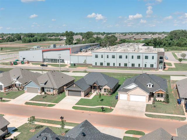 4913 Misty Wood Lane, Mustang, OK 73064