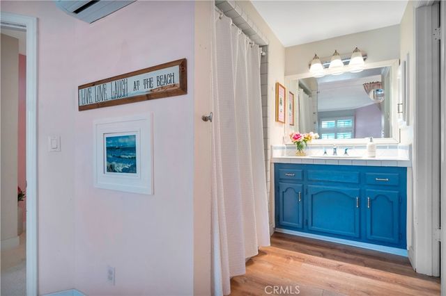 653 Manhattan Beach Blvd. A, Manhattan Beach, CA 90266