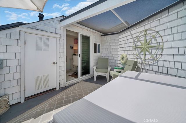 653 Manhattan Beach Blvd. A, Manhattan Beach, CA 90266