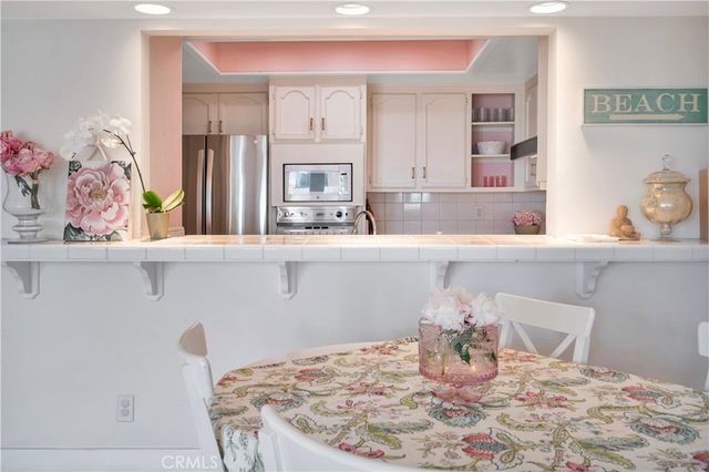 653 Manhattan Beach Blvd. A, Manhattan Beach, CA 90266