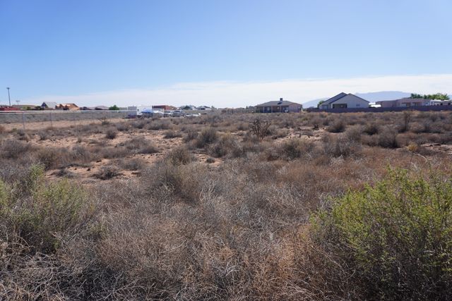 612 Rainbow Boulevard NE, Rio Rancho, NM 87124
