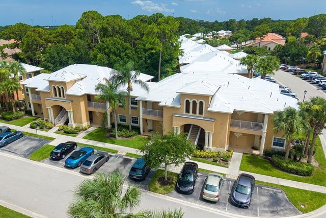 9119 Sand Shot Way, Port St. Lucie, FL 34986