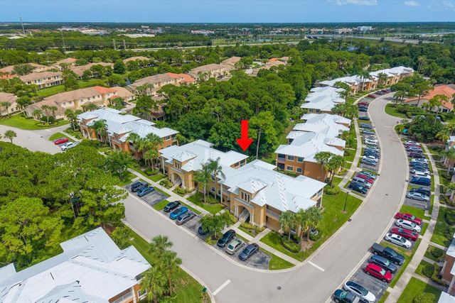 9119 Sand Shot Way, Port St. Lucie, FL 34986