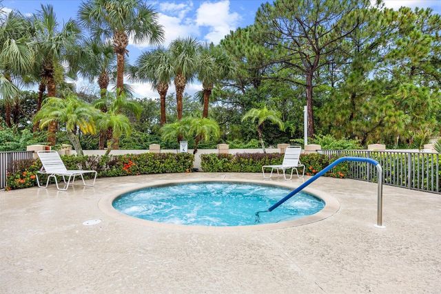 9119 Sand Shot Way, Port St. Lucie, FL 34986