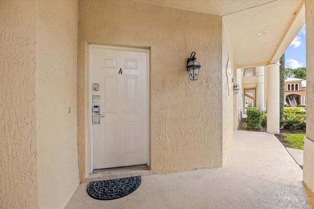 9119 Sand Shot Way, Port St. Lucie, FL 34986
