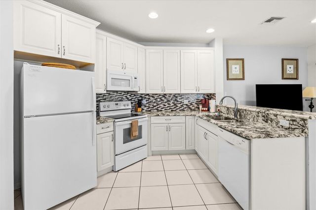 9119 Sand Shot Way, Port St. Lucie, FL 34986