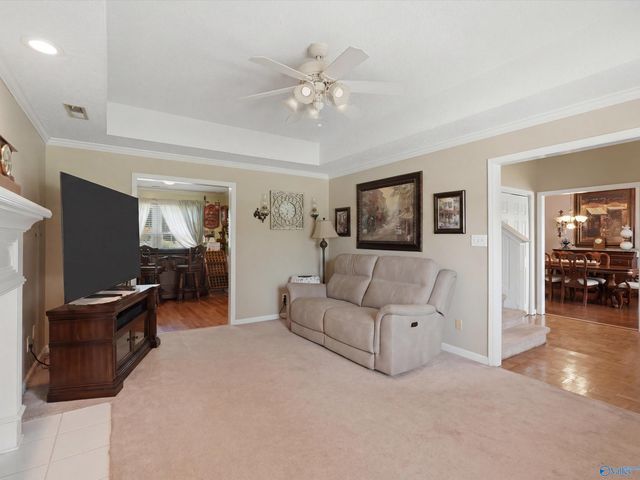 110 Golden Oak Drive, Huntsville, AL 35806