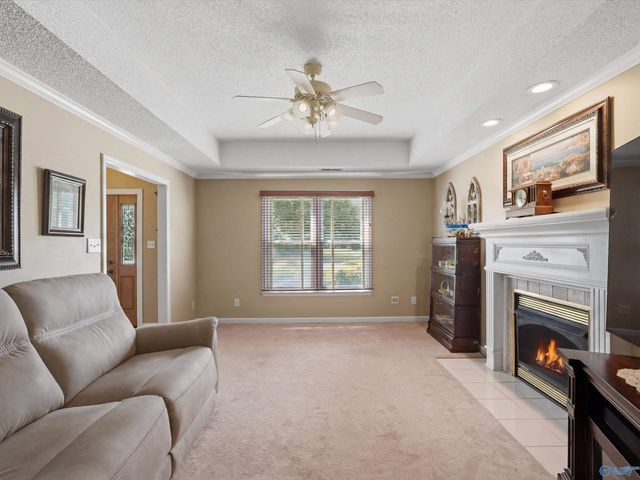 110 Golden Oak Drive, Huntsville, AL 35806