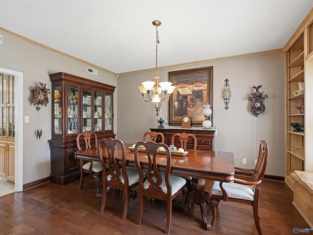 110 Golden Oak Drive, Huntsville, AL 35806