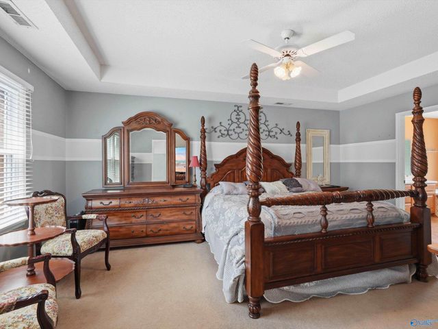 110 Golden Oak Drive, Huntsville, AL 35806
