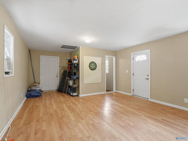 110 Golden Oak Drive, Huntsville, AL 35806