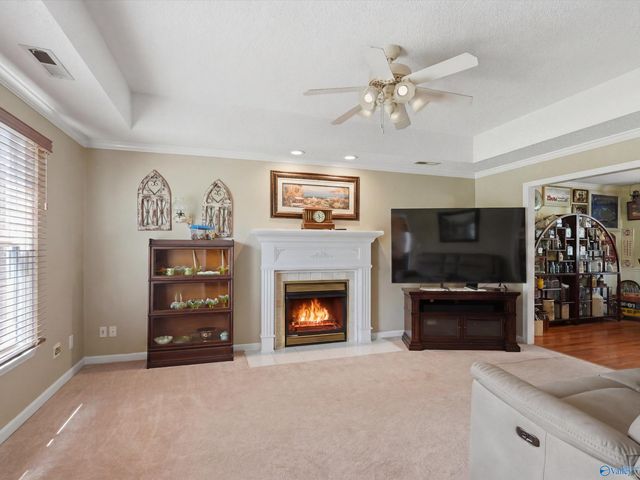 110 Golden Oak Drive, Huntsville, AL 35806