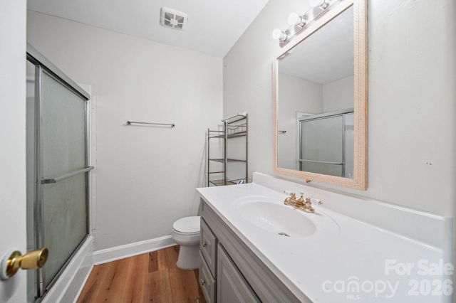 5833 Amity Place, Charlotte, NC 28212