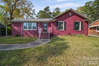 5833 Amity Place, Charlotte, NC 28212