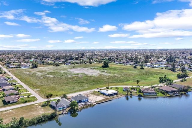 1216 NW 30th PL, Cape Coral, FL 33993