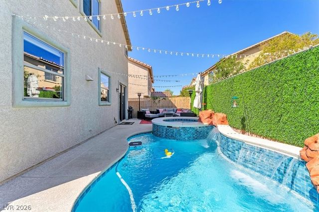 1612 Yellow Tulip Place, Henderson, NV 89012