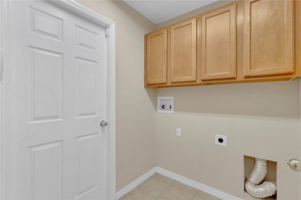 Image 27 of property listing at 9650 BAY PINE LANE, Orlando, FL 32832