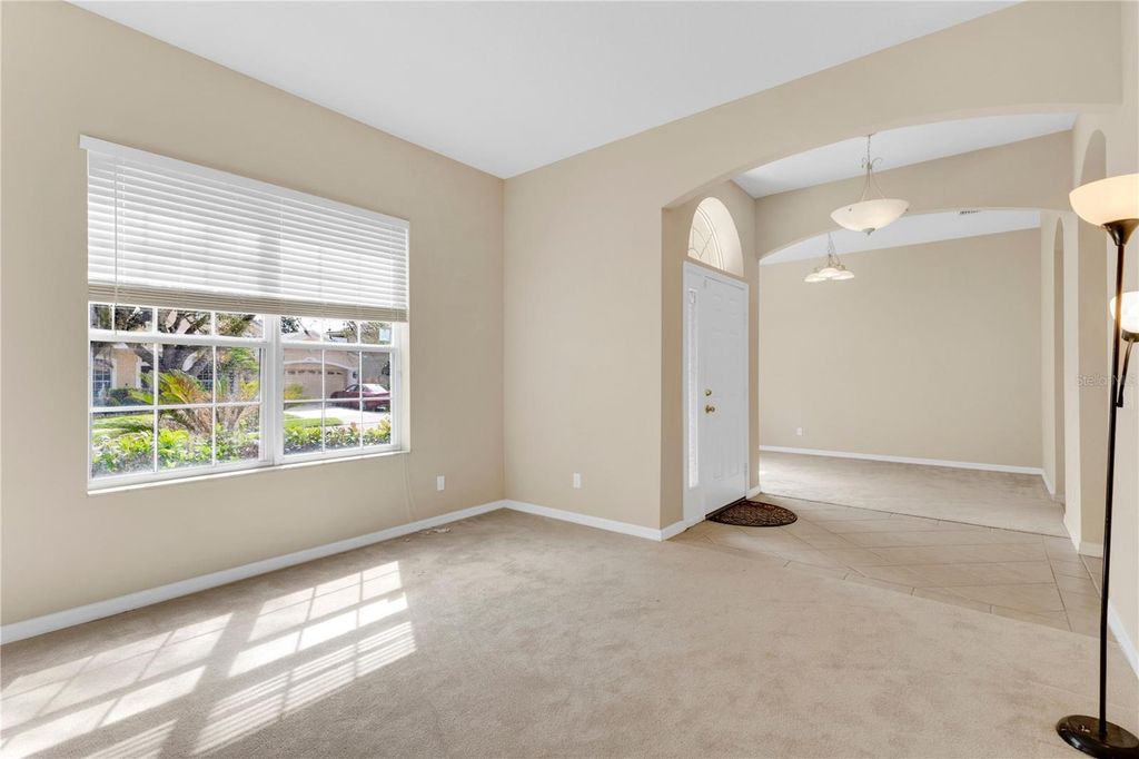 Image 4 of property listing at 9650 BAY PINE LANE, Orlando, FL 32832