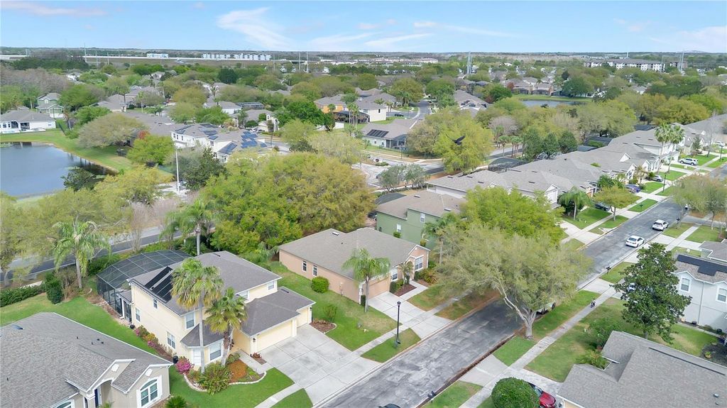 Image 38 of property listing at 9650 BAY PINE LANE, Orlando, FL 32832
