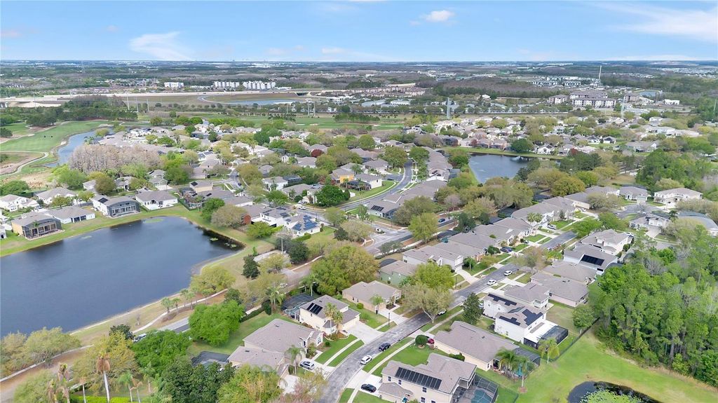 Image 43 of property listing at 9650 BAY PINE LANE, Orlando, FL 32832