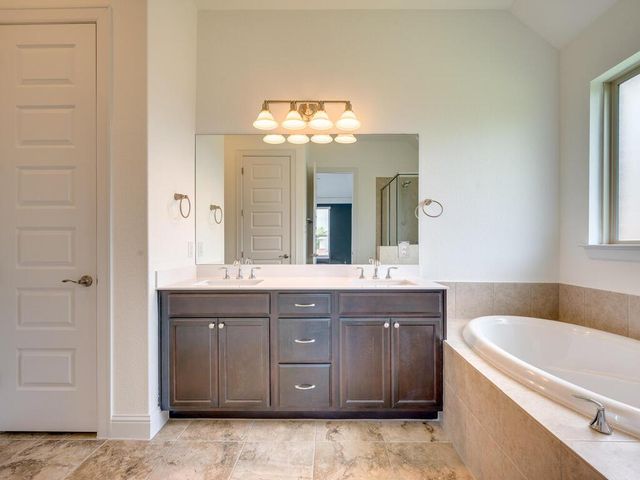 220 Oxbow CV, Georgetown, TX 78628