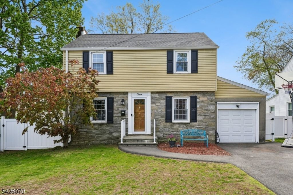 4 Greenwood Ave, West Orange Twp., NJ 07052