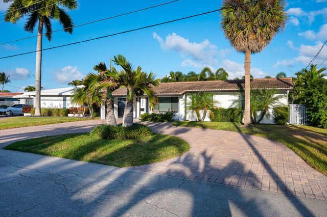 2200 NE 15th Terrace NE, Wilton Manors, FL 33305