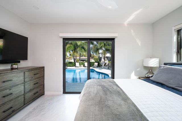 2200 NE 15th Terrace NE, Wilton Manors, FL 33305