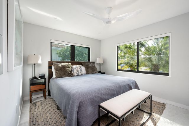 2200 NE 15th Terrace NE, Wilton Manors, FL 33305