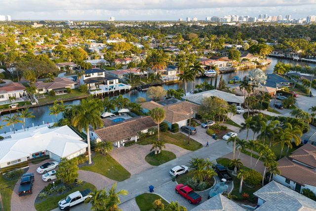 2200 NE 15th Terrace NE, Wilton Manors, FL 33305