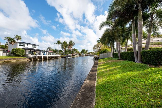 2200 NE 15th Terrace NE, Wilton Manors, FL 33305
