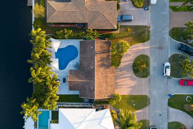 2200 NE 15th Terrace NE, Wilton Manors, FL 33305