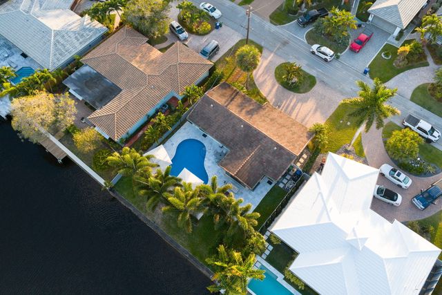 2200 NE 15th Terrace NE, Wilton Manors, FL 33305