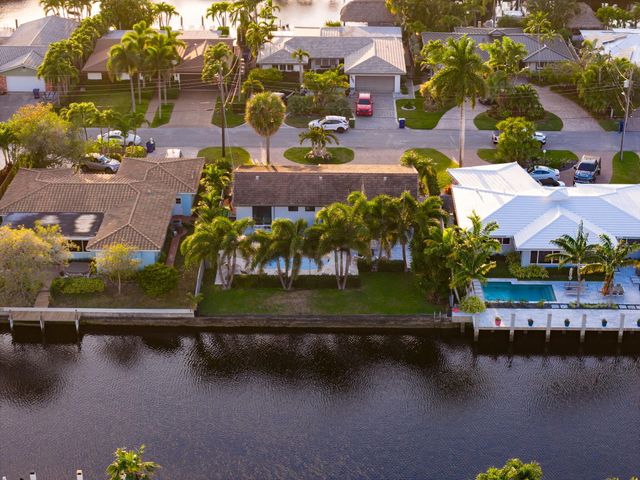 2200 NE 15th Terrace NE, Wilton Manors, FL 33305