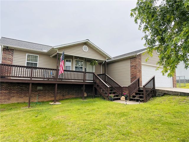 203 Paradise Heights Drive, Berryville, AR 72616