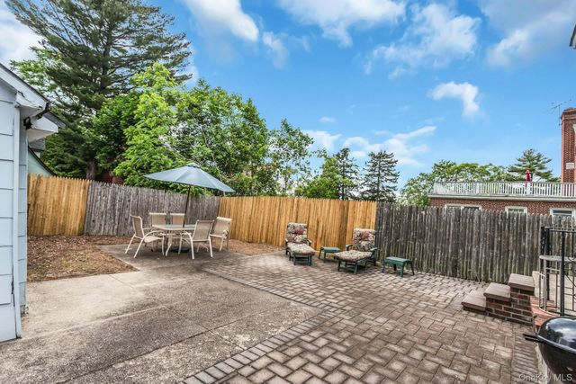 4612 Fayette Place, Great Neck, NY 11020