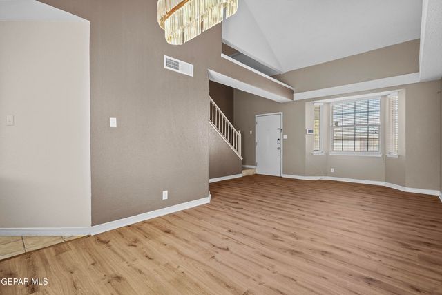 7136 FEATHER HAWK Drive, El Paso, TX 79912