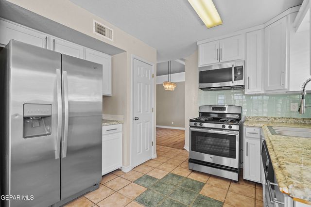 7136 FEATHER HAWK Drive, El Paso, TX 79912