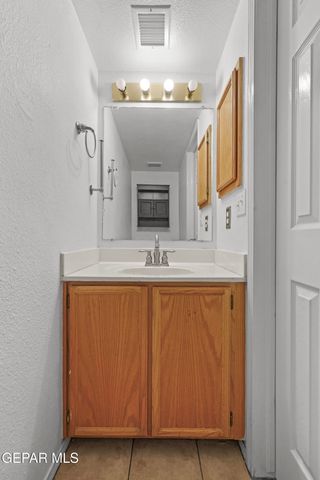 7136 FEATHER HAWK Drive, El Paso, TX 79912