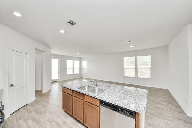 1270 Glendora Drive, Rosharon, TX 77583